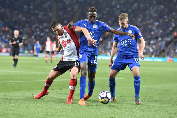 德与卡塞米 德与卡塞米